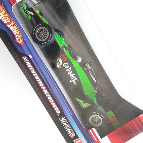 Hot Wheels 2010 Danica Patrick #7 GoDaddy Andretti IndyCar 1:24  NEW - Picture 7 of 8